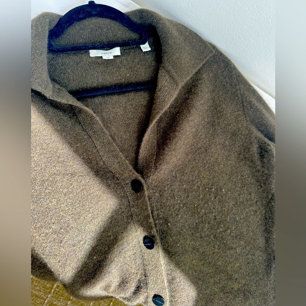 Vince 100% Cashmere Sweater